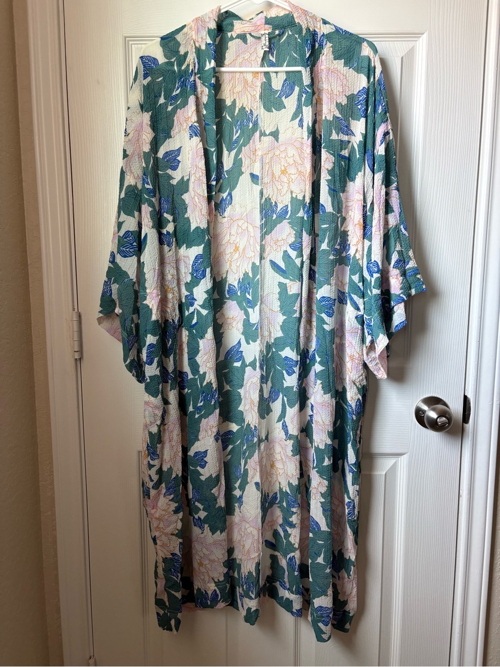 Intimately Free People Keeping Up With The Kimono